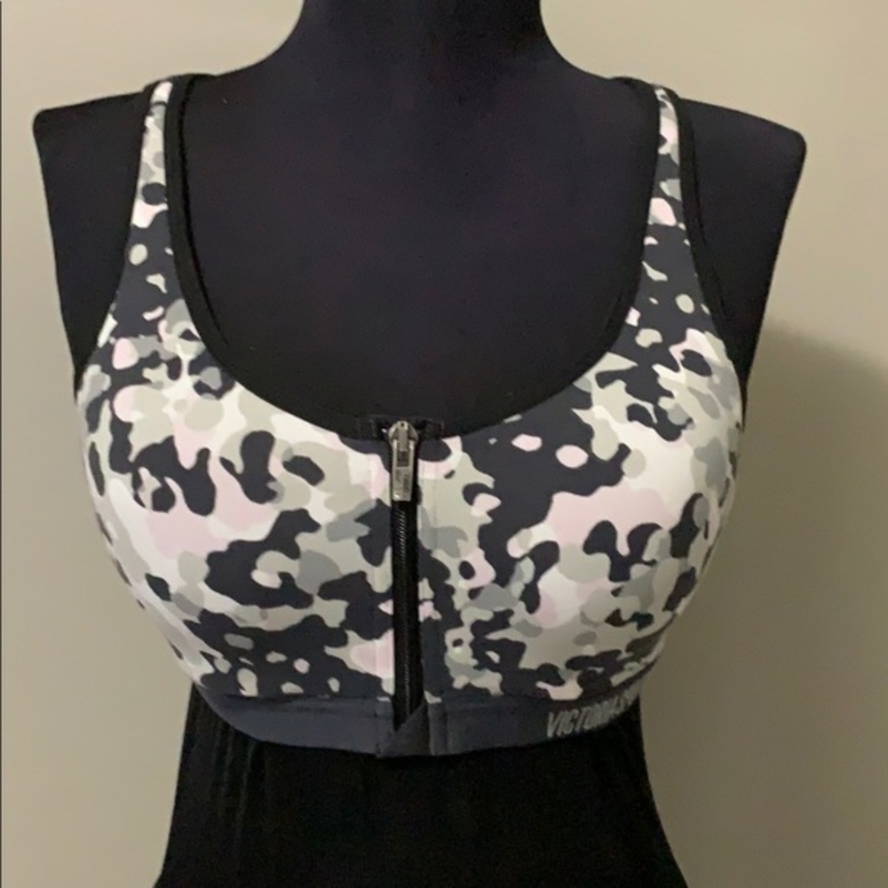 Victoria Sport Knockout Sport Bra